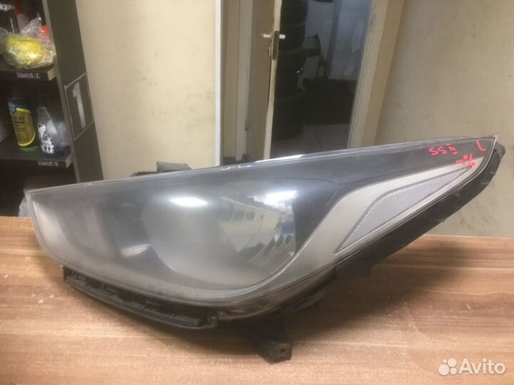 Фара левая Hyundai Solaris 2 с дефектом