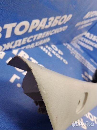 Накладка стойки. Toyota Alphard минивен 2AZ-FE