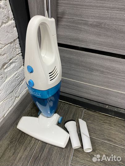 Вертикальный пылесос бу