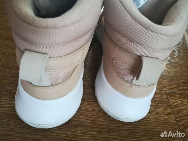 Кроссовки adidas