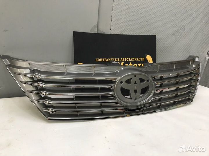Решетка радиатора Toyota Camry 50