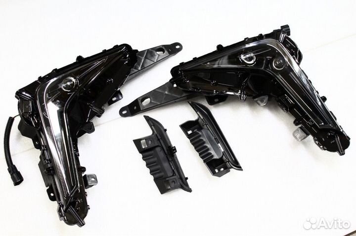 LX570 / LX450d 2016+ Туманки Black Vision G6OA3