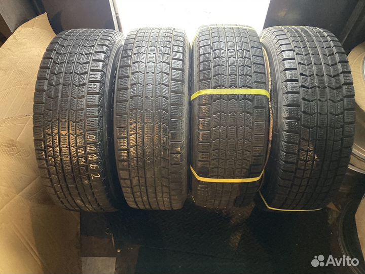 Dunlop Grandtrek SJ7 225/70 R15