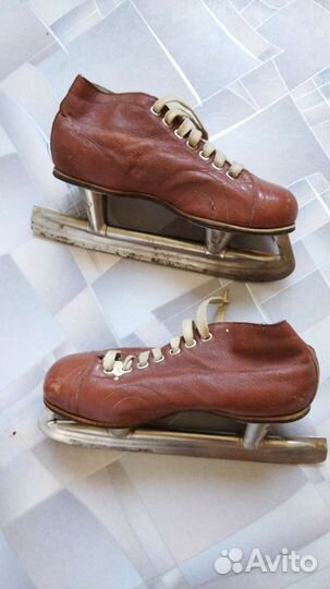Коньки женские/подростковые кожаные СССР