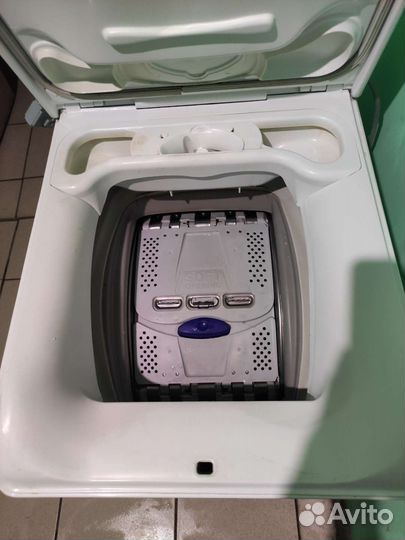 Стиральная машина с вертикальной загрузкой