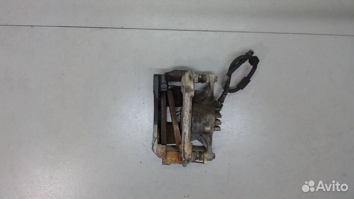 Суппорт Renault Trafic, 2017