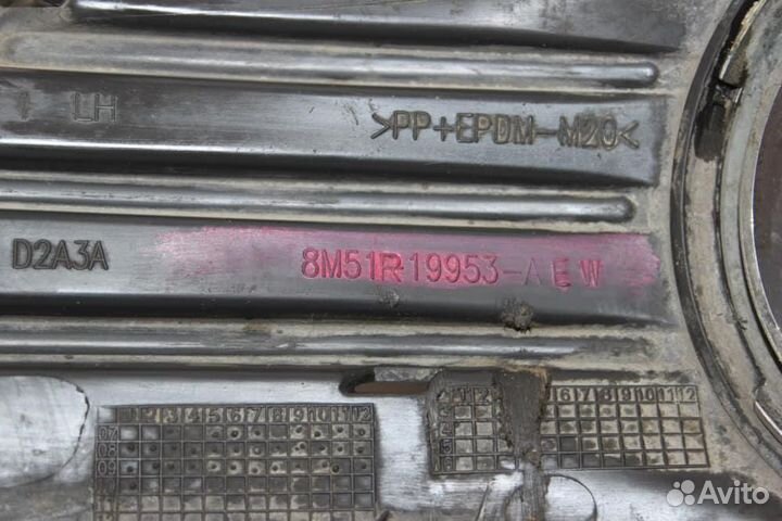 Рамка противотуманной фары левой для Ford Focus 2