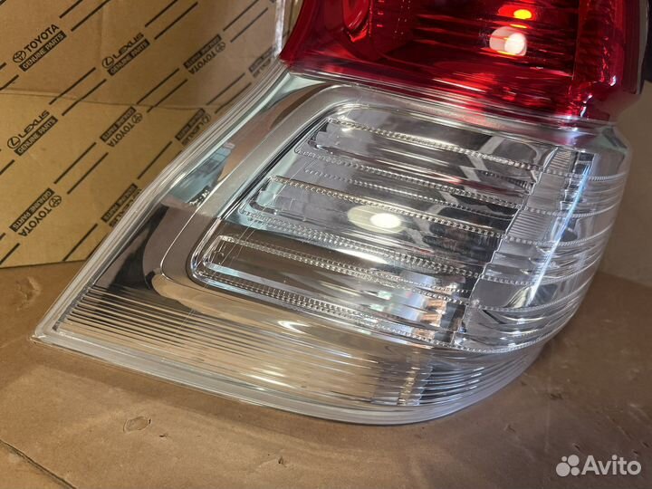 Задний левый фонарь Toyota Land Cruiser prado 150