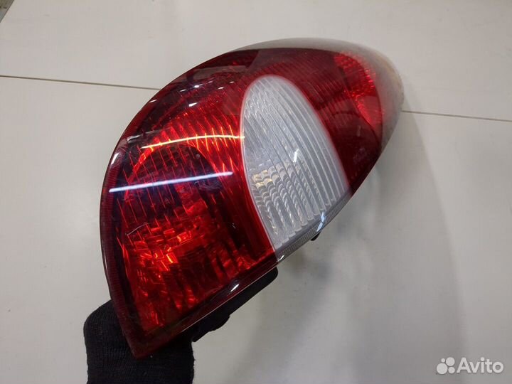 Фонарь (задний) Nissan Almera Tino, 2003