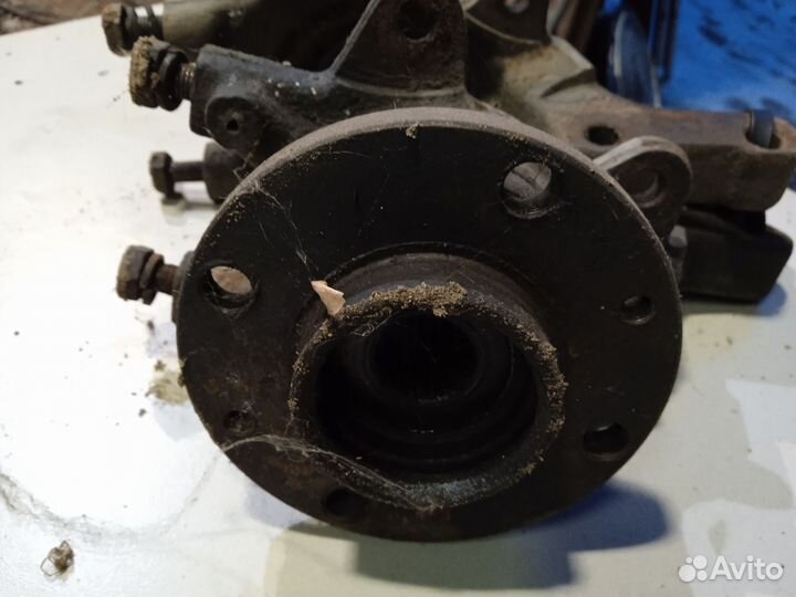 Ступица передняя ваз б/у
