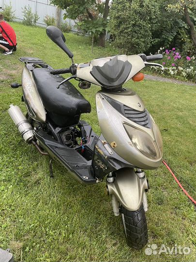 Скутер на запчасти