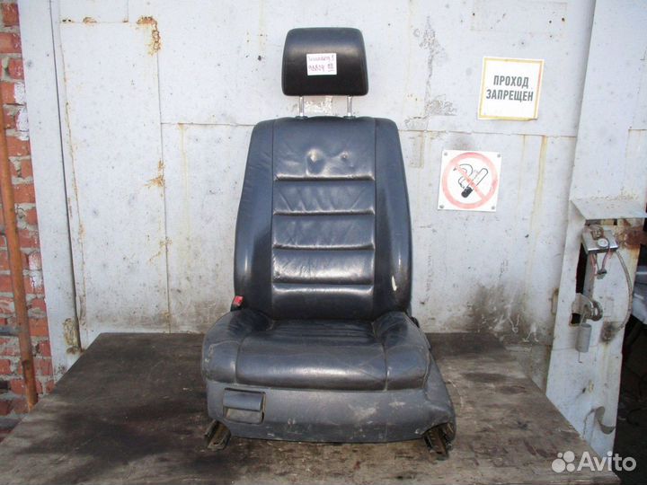 Сиденье переднее левое VW Touareg 1 (7L)