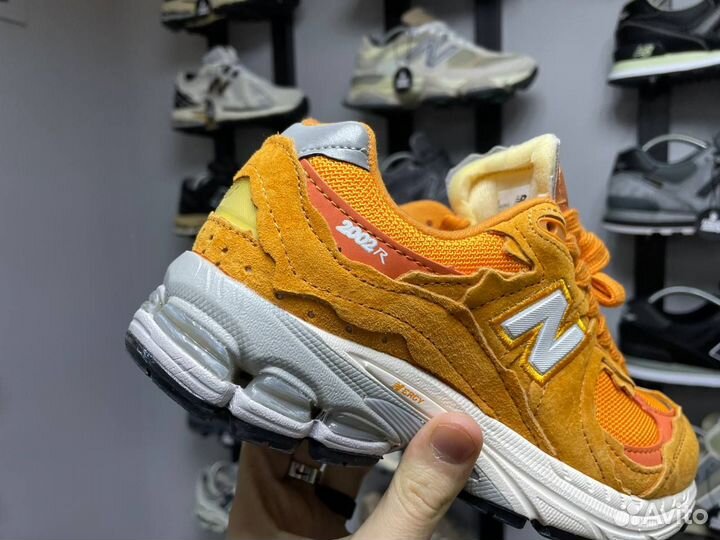 Кроссовки New Balance 2002R DE женские