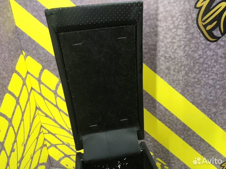 Подлокотник Лада Ларгус