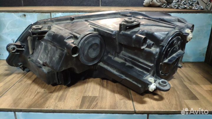 Фары Volkswagen Jetta 6