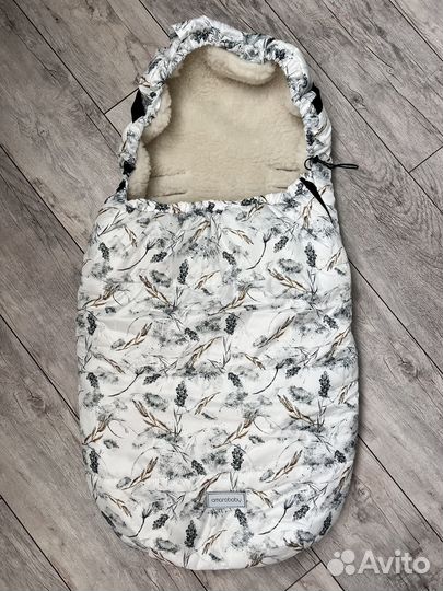 Зимний конверт в коляску на меху новый