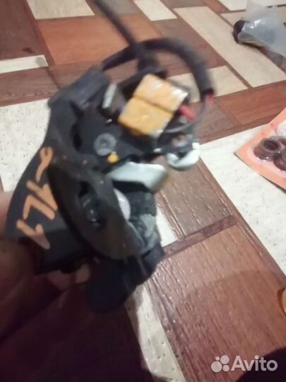 Замок двери задний правый opel combo