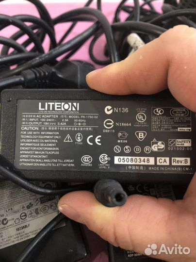 Блоки питания для ноутбуков HP и Acer