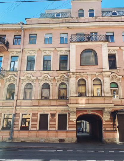 Комната 10 м² в 4-к., 2/5 эт.