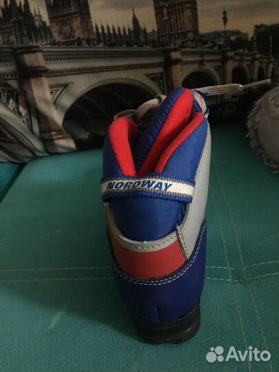 Лыжные ботинки детские 34р