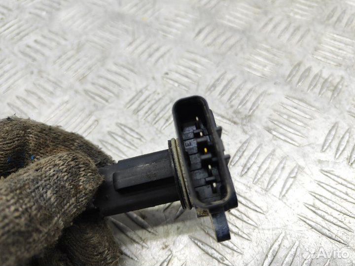 Датчик массового расхода воздуха (дмрв) Mitsubishi