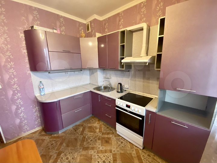 2-к. квартира, 65 м², 4/17 эт.
