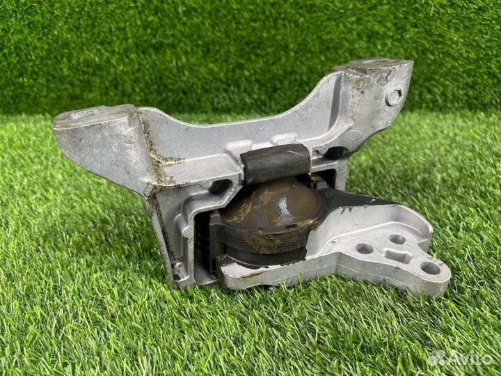 Подушка двигателя 74 т. км. Mazda Axela blffp