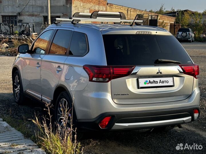 Mitsubishi Outlander 2.0 CVT, 2015, 156 000 км