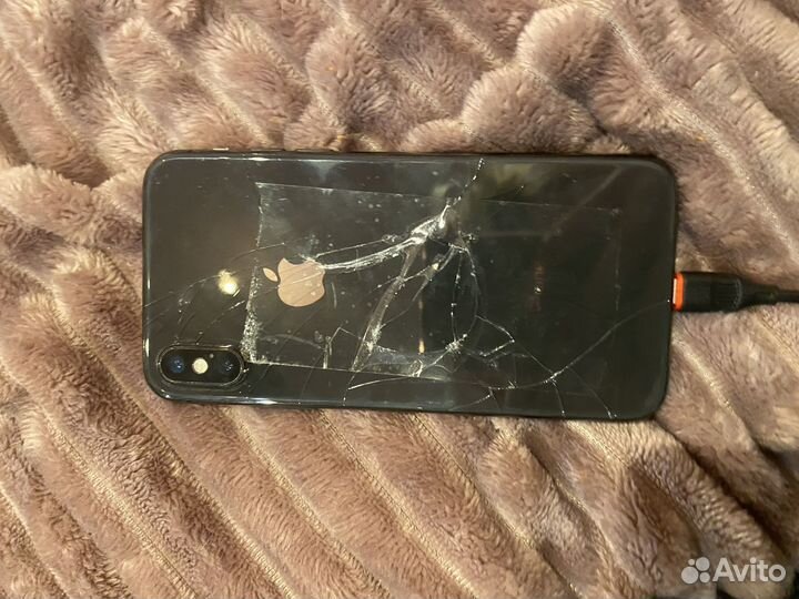 iPhone Xs, 64 ГБ