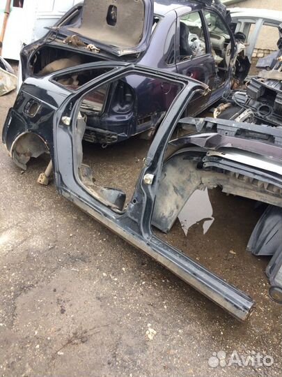 Крыло заднее priora хетчбэк с порогом