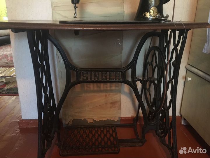 Швейная машина зингер ножная