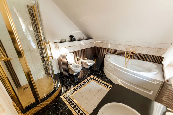 Гостиница, 700 м²