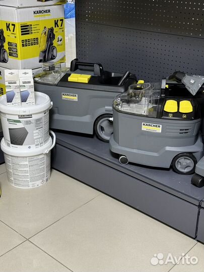 Моющий пылесос Karcher Puzzi 8/1