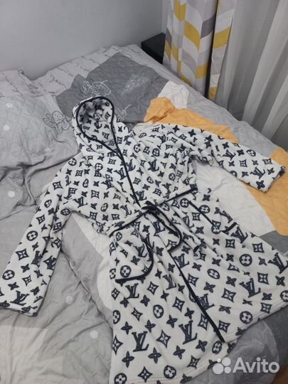 Халат тёплый LV