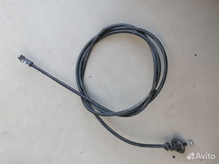 Трос капота VW Golf 3 1991-1997