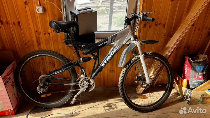 Ведосипед б/у взрослый Stinger Trektone