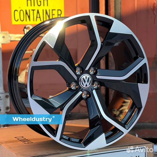 Кованые диски R20 Volkswagen Touareg/Tiguan