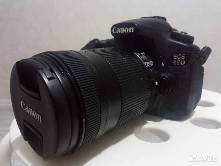 Зеркальный фотоаппарат canon 60d