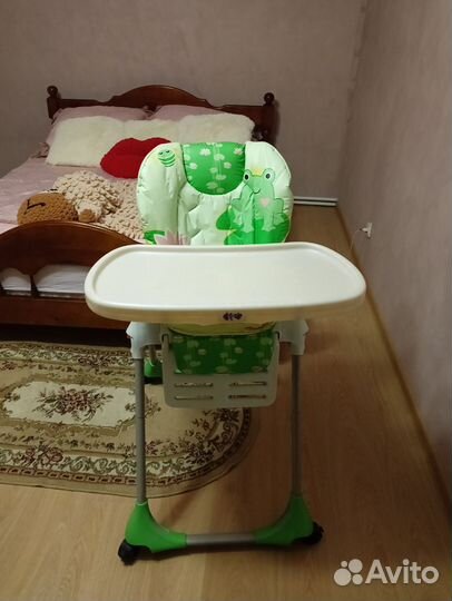 Детский стульчик для кормления chicco