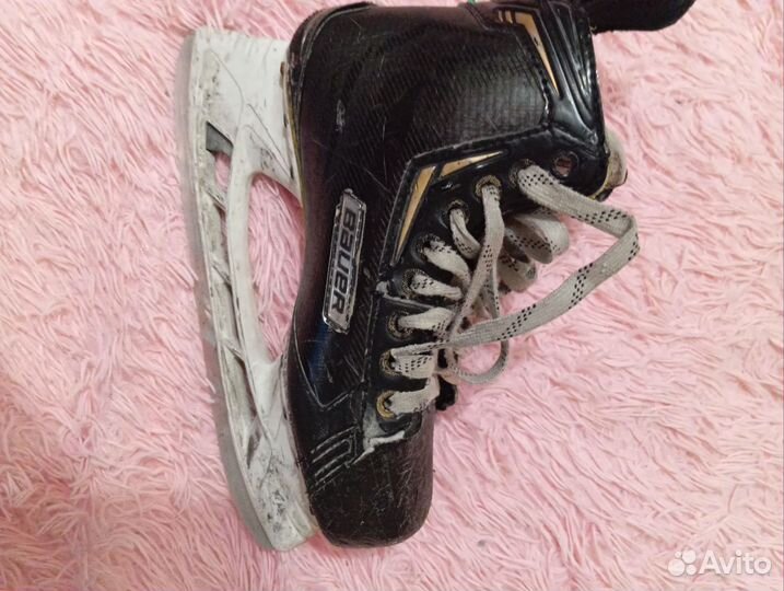 Хоккейные коньки bauer