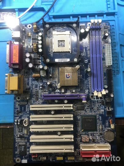 Материнская плата с процессором
