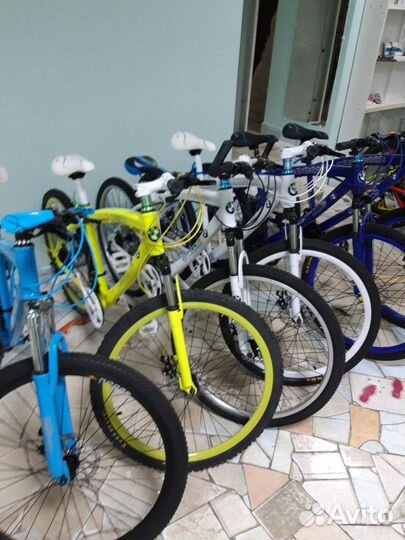 Велосипед Bmw салатовый