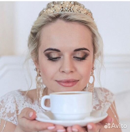 Прическа и макияж