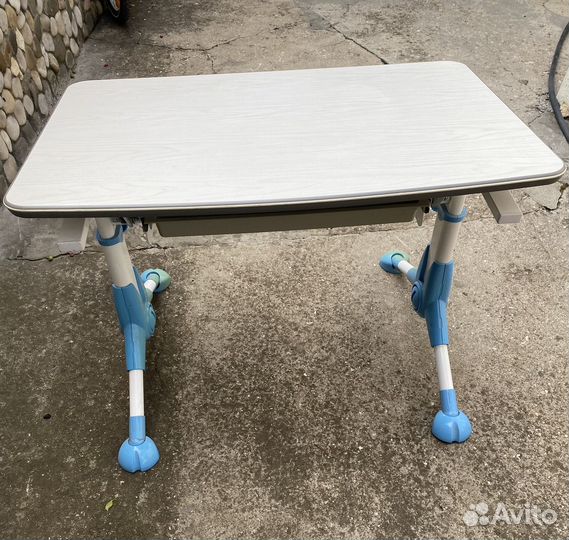 Растущая парта SingBee