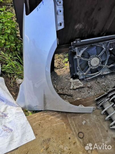 Крыло правое переднее Geely emgrand