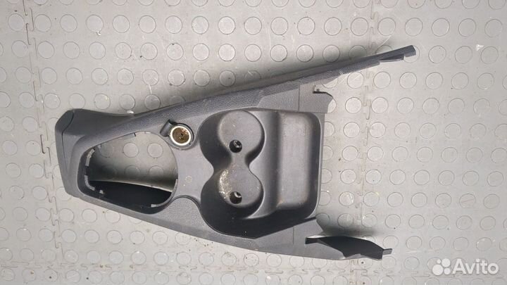 Консоль салона Dacia Sandero 2012, 2013