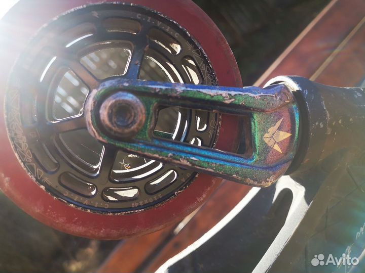 Трюковой самокат кастом парк