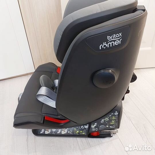 Автомобильное кресло britax romer advansafix 4 r