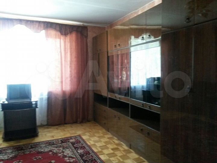 2-к. квартира, 59 м², 1/9 эт.