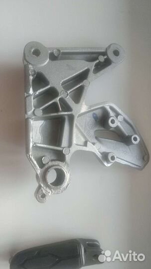 Кронштейн подножки в сборе bajaj pulsar